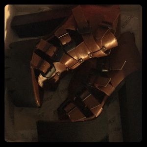 Brown heels for sale !!